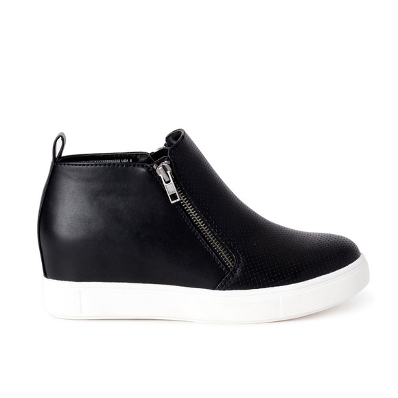 Time and Tru Memory Foam Sneaker Wedge Bootie New - Picture 6 of 8